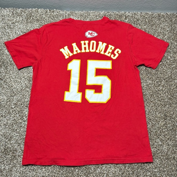 NFL Mahomes Chiefs Boy’s Large Red Tee - Picture 7 of 8